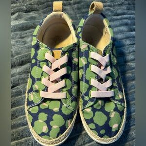 Women's Green and Pink Patterned Sneakers